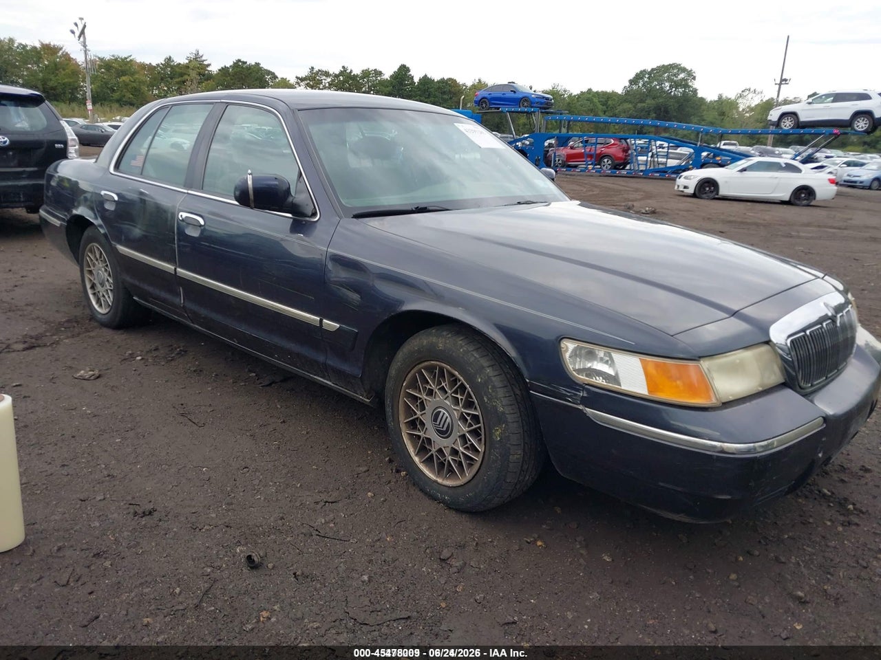 2MEFM74W4YX****** · 2000 MERCURY GRAND MARQUIS GS