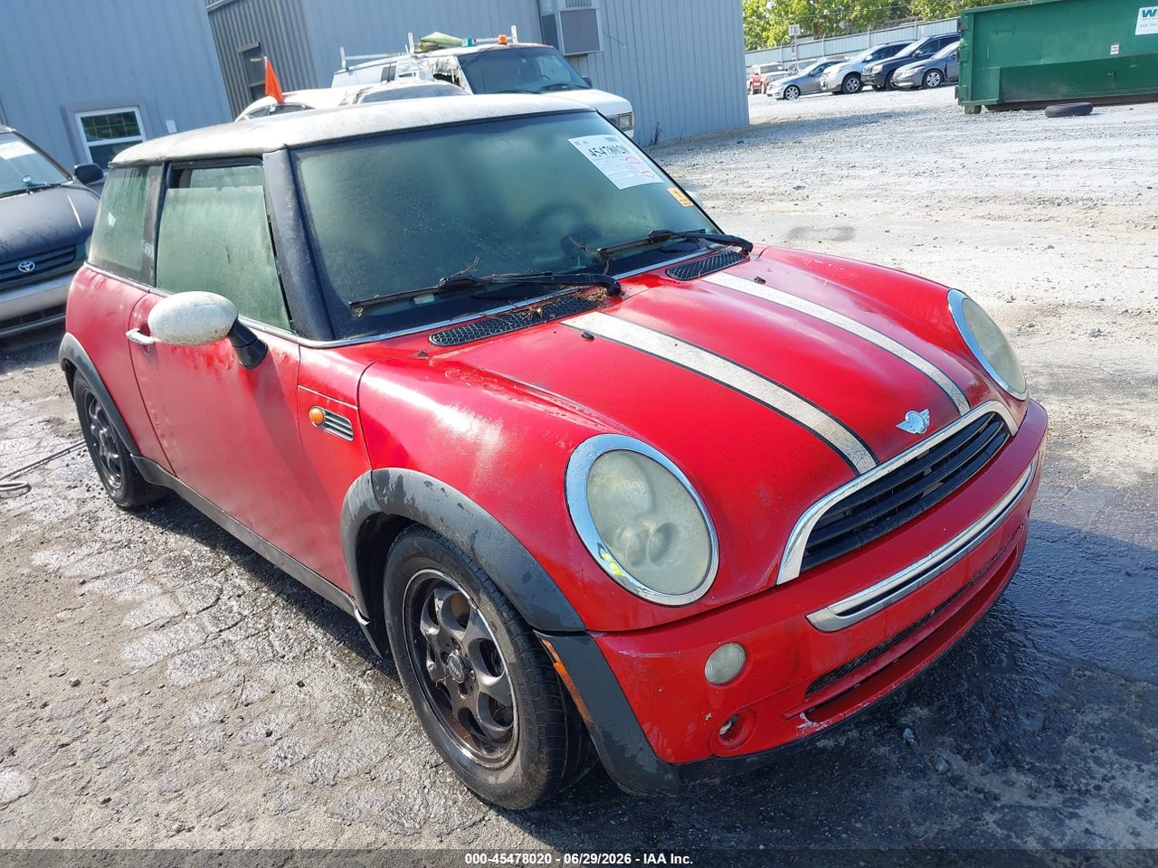 WMWRC33585T****** · 2005 MINI COOPER