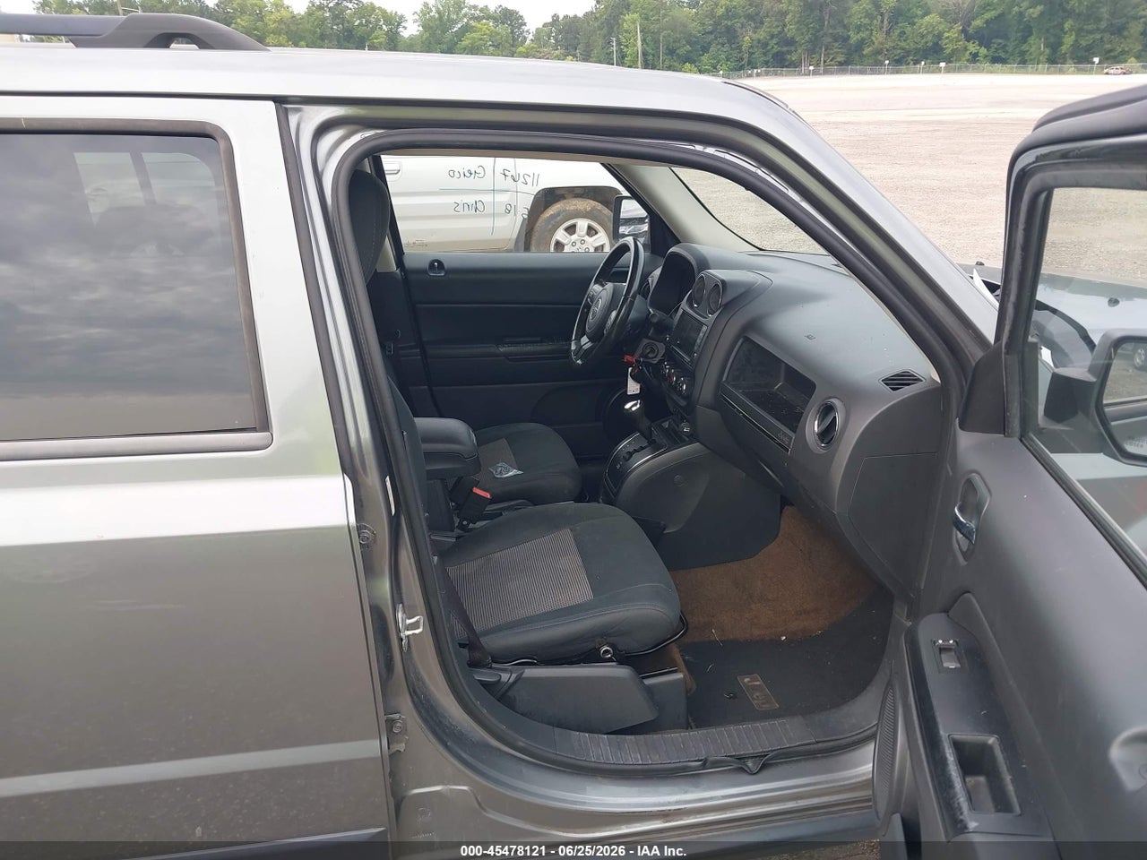 2014 JEEP PATRIOT LATITUDE · 5/11