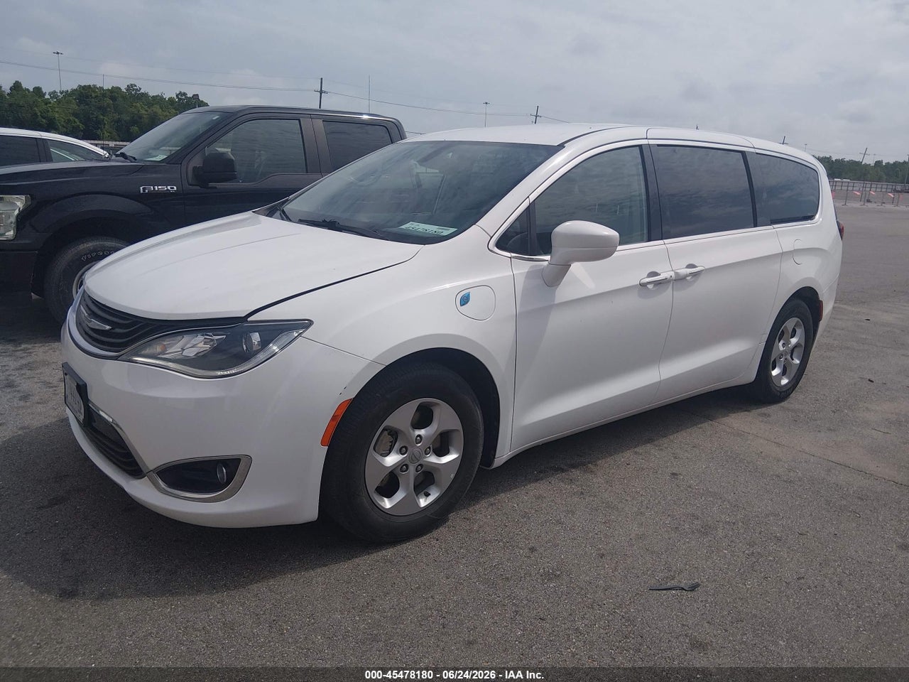 2017 CHRYSLER PACIFICA HYBRID TOURING PLUS · 2/11