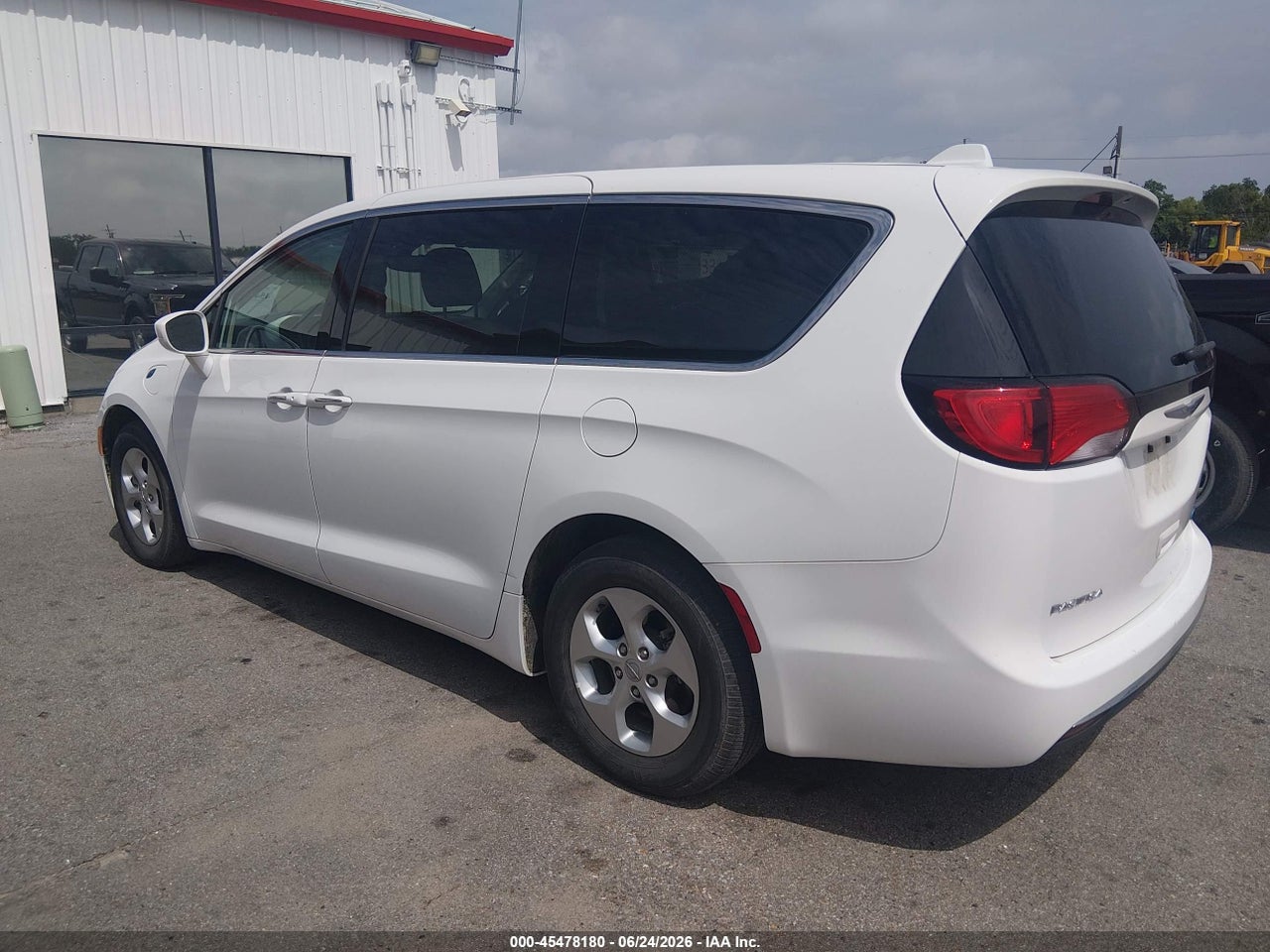 2017 CHRYSLER PACIFICA HYBRID TOURING PLUS · 3/11
