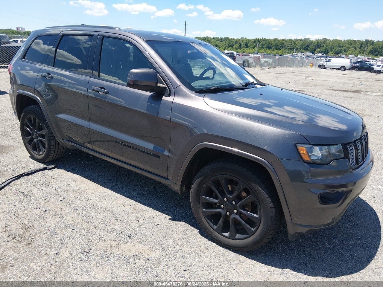 1C4RJFAG2HC****** · 2017 JEEP GRAND CHEROKEE ALTITUDE