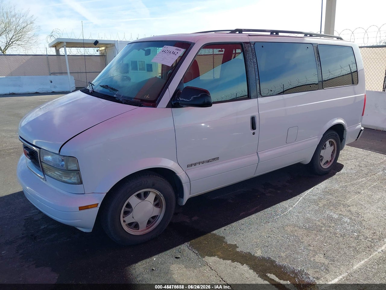 2000 GMC SAFARI SL · 2/11