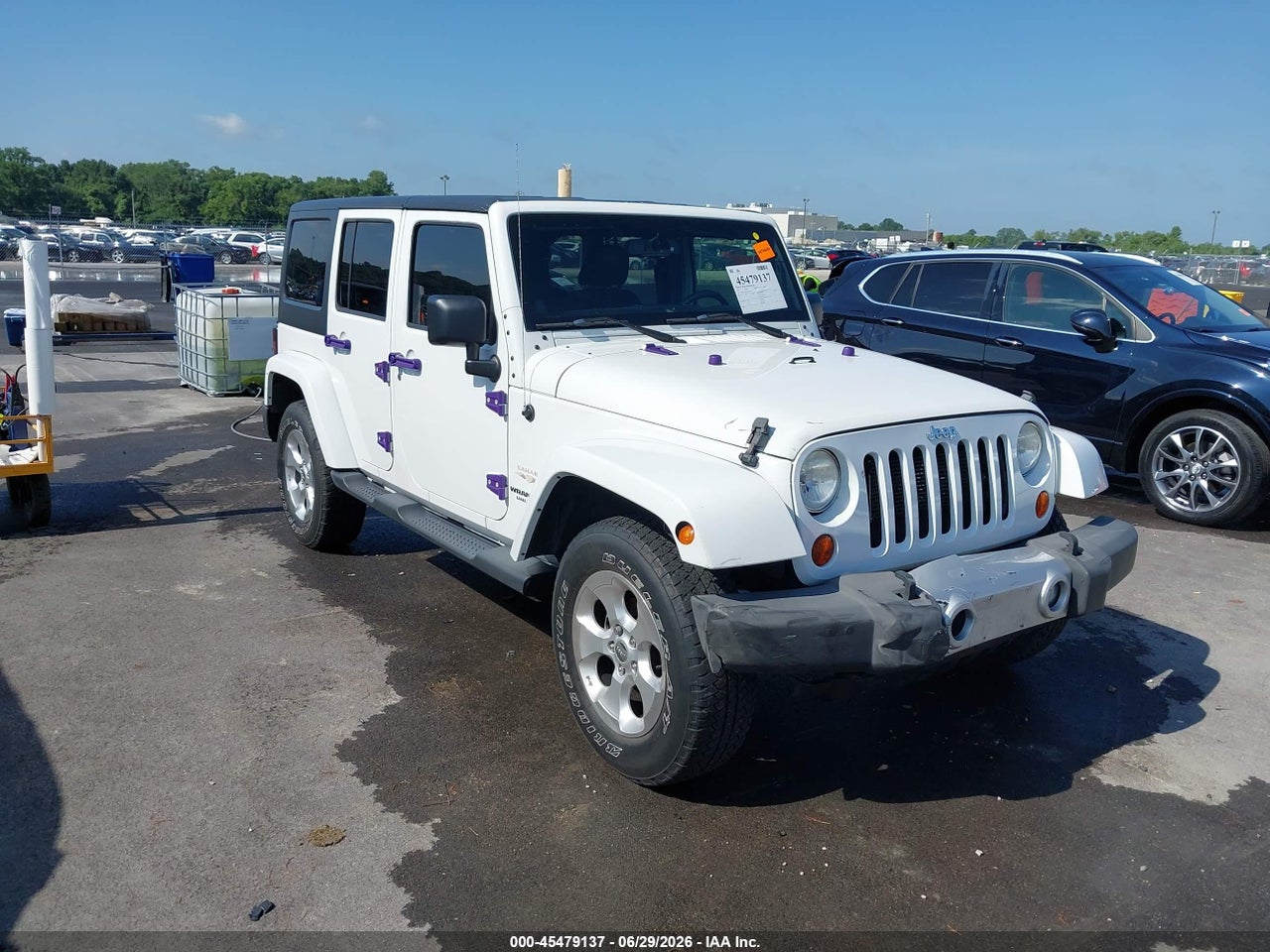 1C4BJWEG2DL****** · 2013 JEEP WRANGLER UNLIMITED SAHARA