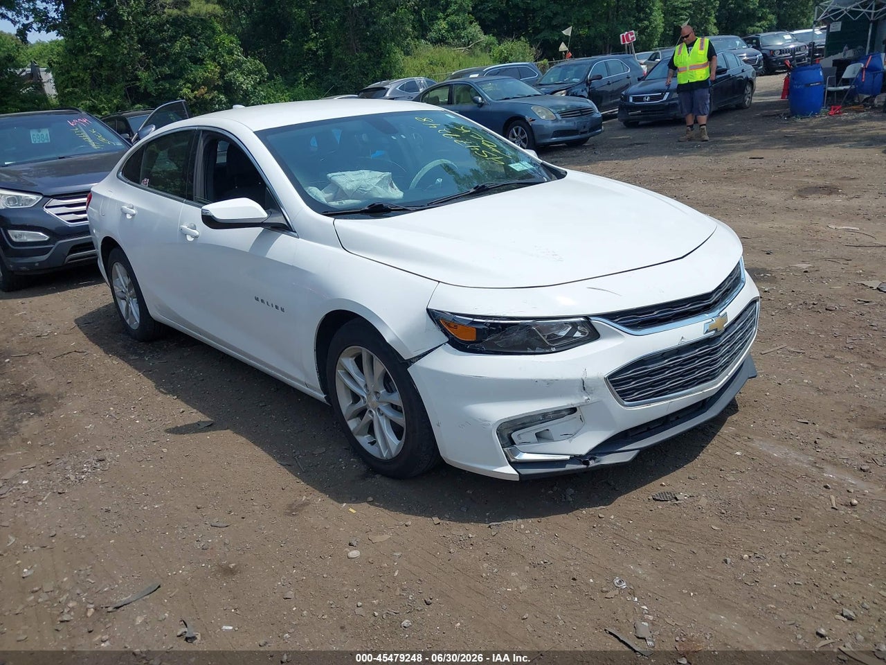 1G1ZD5ST1JF****** · 2018 CHEVROLET MALIBU LT