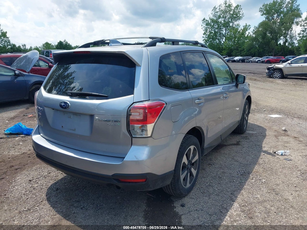 2017 SUBARU FORESTER 2.5I PREMIUM · 4/11