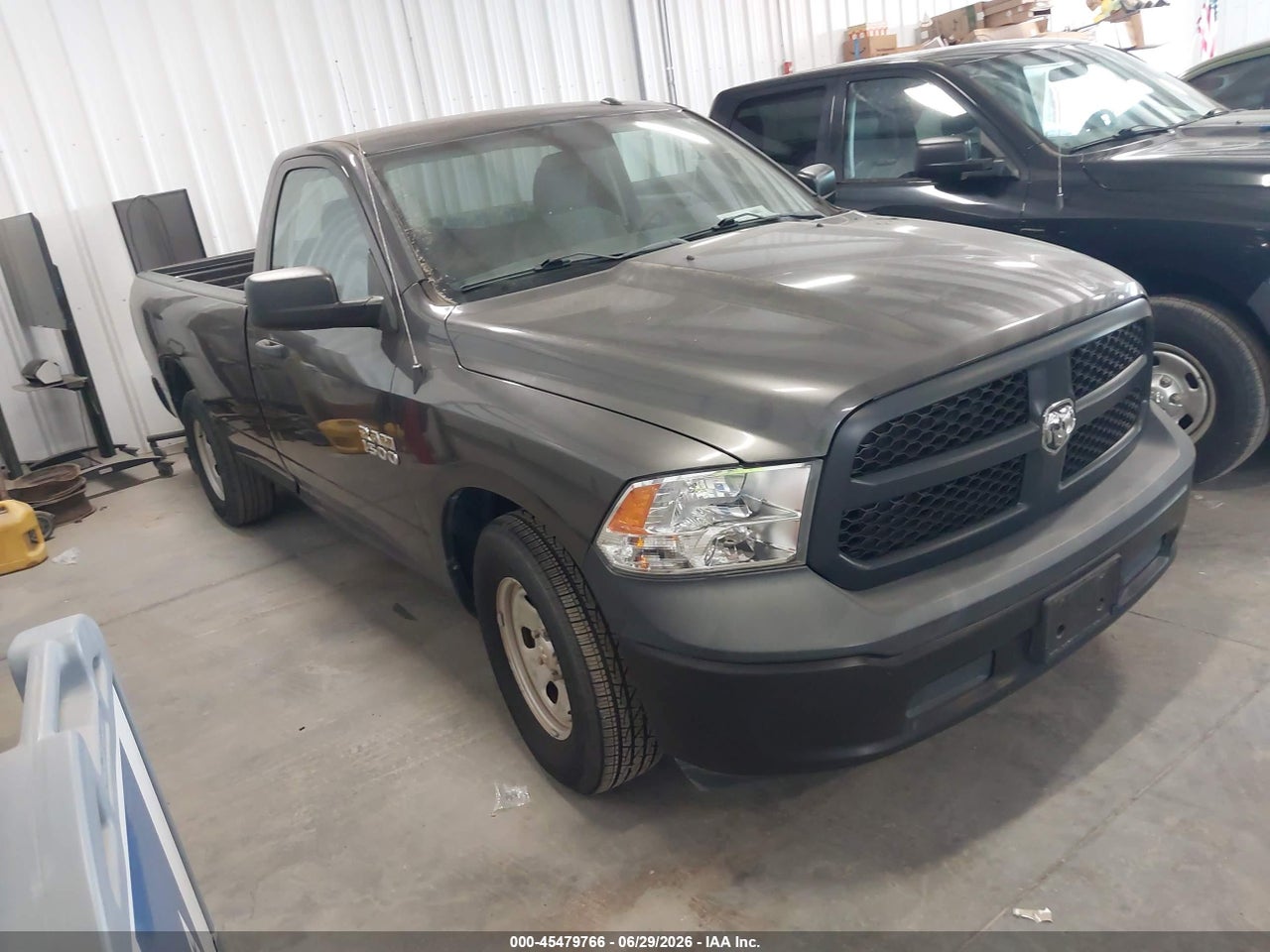 3C6JR6DG5HG****** · 2017 RAM 1500 TRADESMAN  4X2 8' BOX