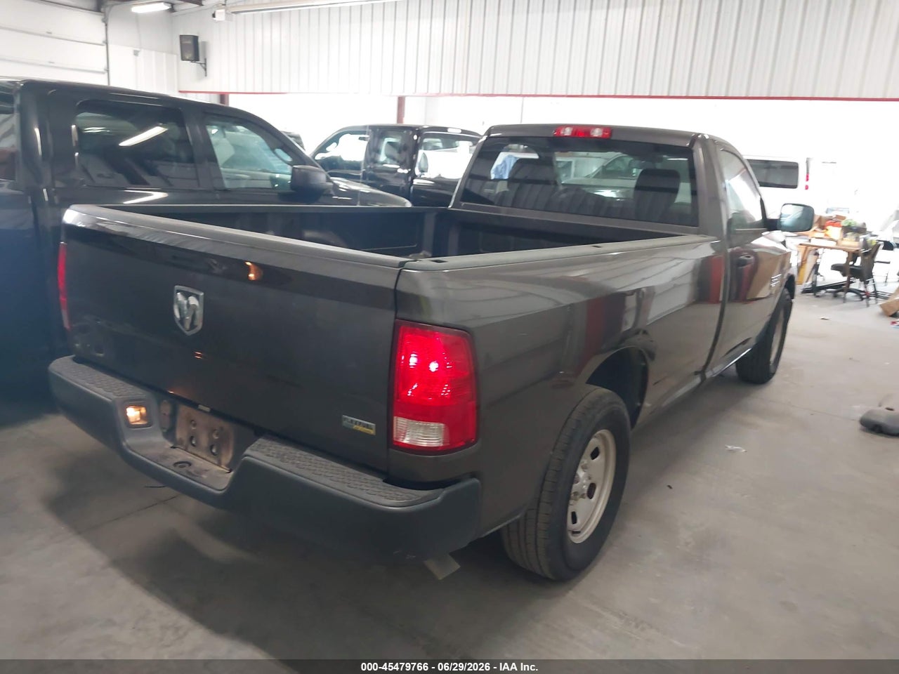 2017 RAM 1500 TRADESMAN  4X2 8' BOX · 4/11