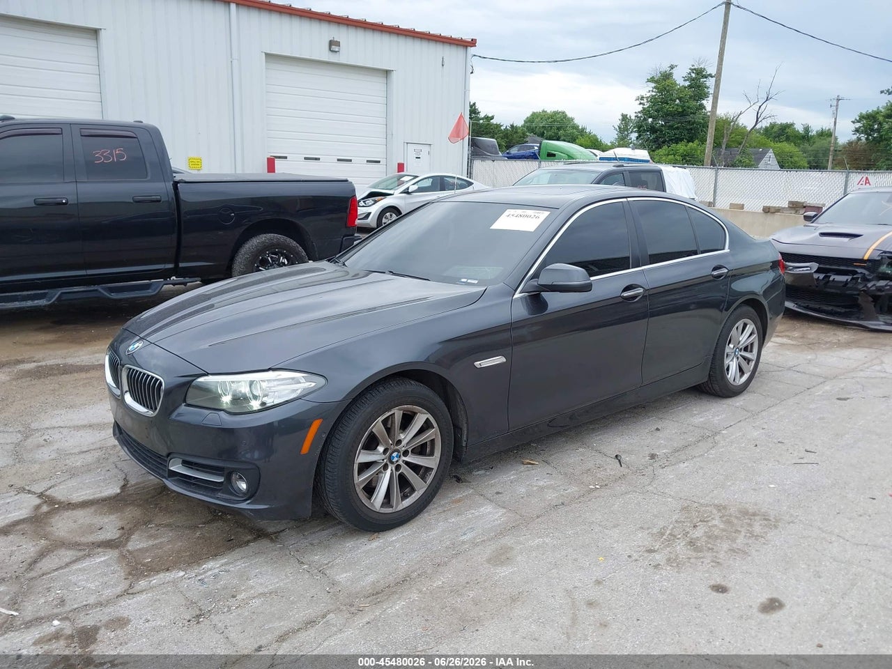 2015 BMW 528I XDRIVE · 2/11