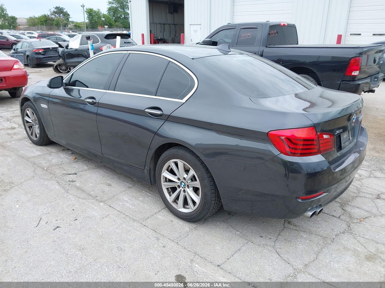 2015 BMW 528I XDRIVE · 3/11
