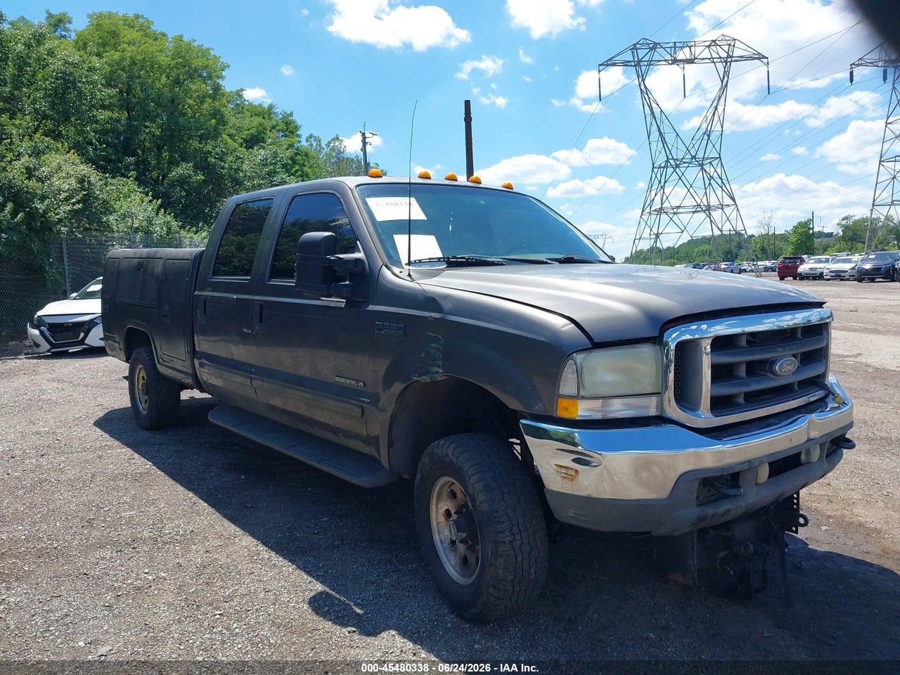 1FTNW21F83E****** · 2003 FORD F-250 LARIAT/XL/XLT