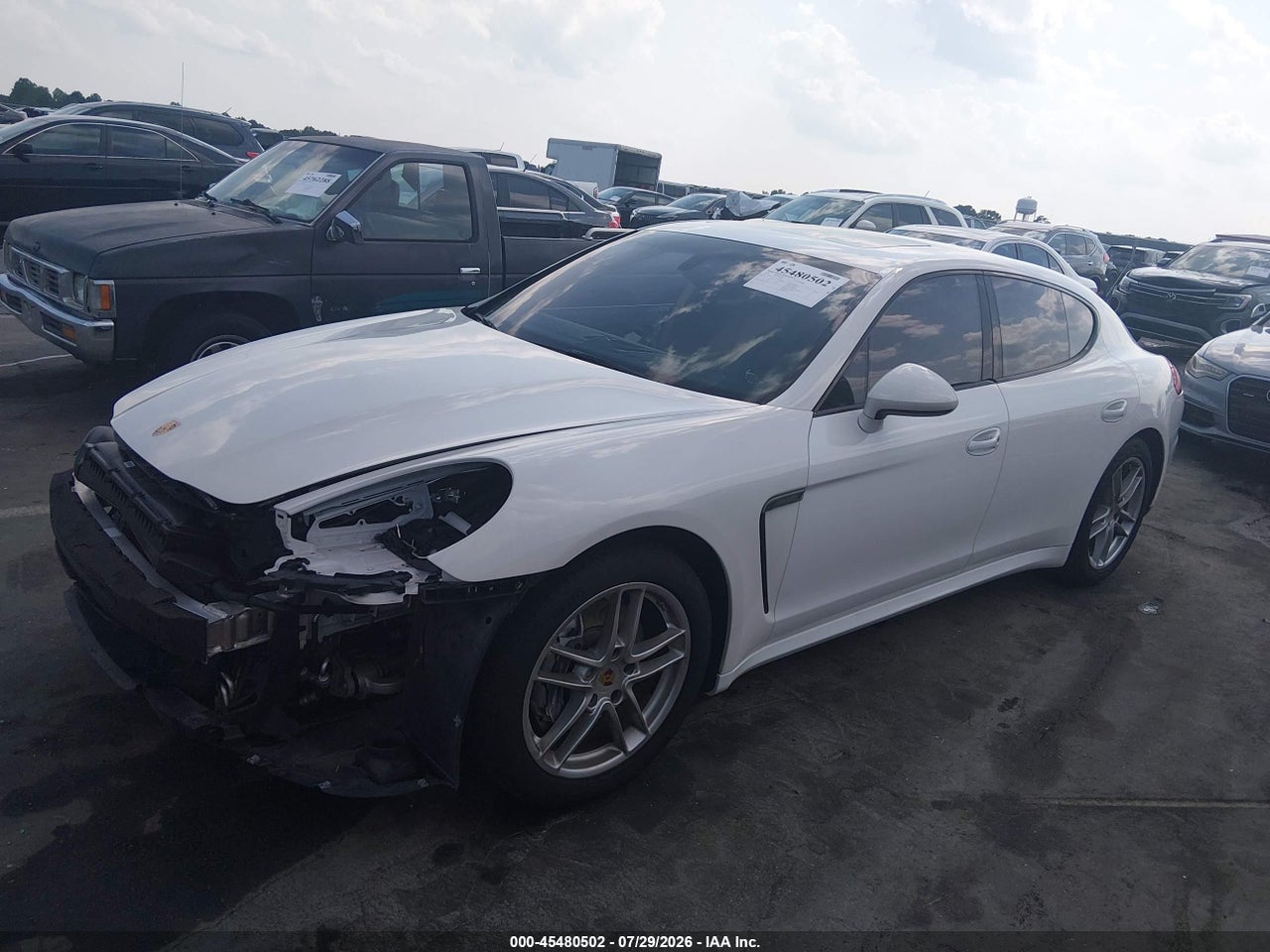 2016 PORSCHE PANAMERA 4 · 2/11