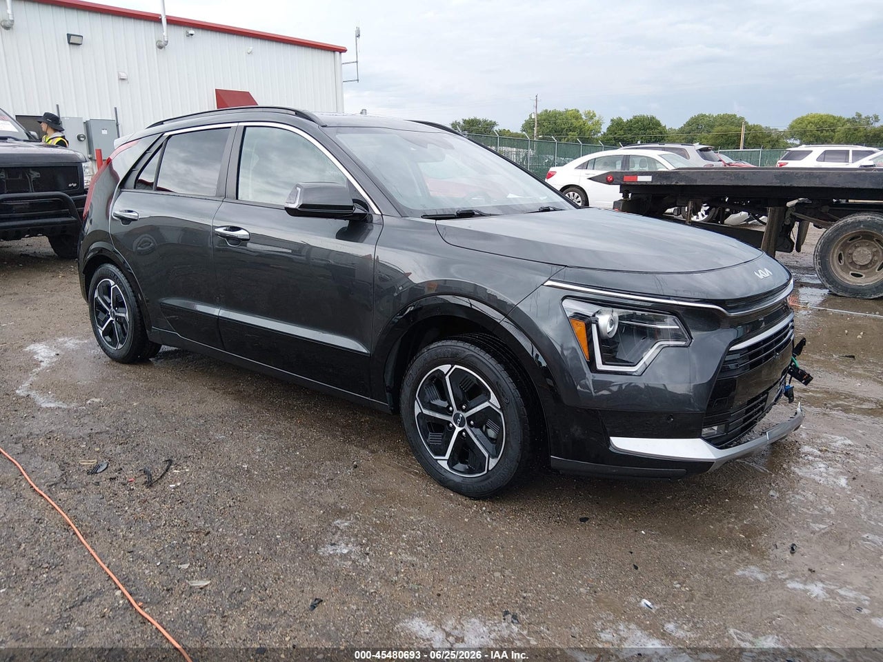 KNDCT3LE5P5****** · 2023 KIA NIRO SX