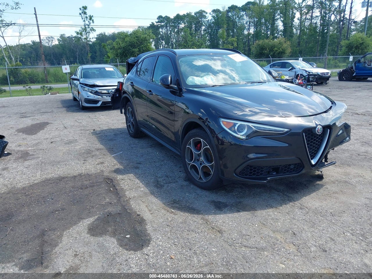 ZASFAKPN1J7****** · 2018 ALFA ROMEO STELVIO SPORT AWD
