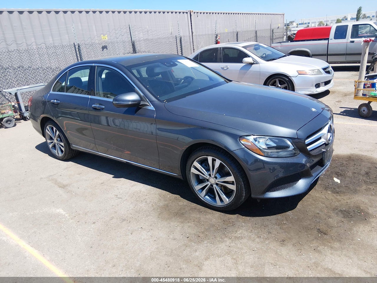WDDWF4KB5GR****** · 2016 MERCEDES-BENZ C 300 4MATIC
