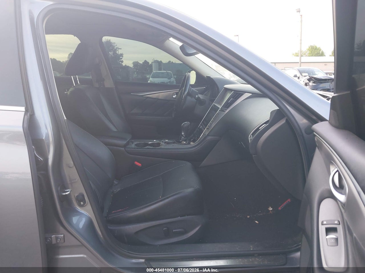 2015 INFINITI Q50 HYBRID PREMIUM · 5/11