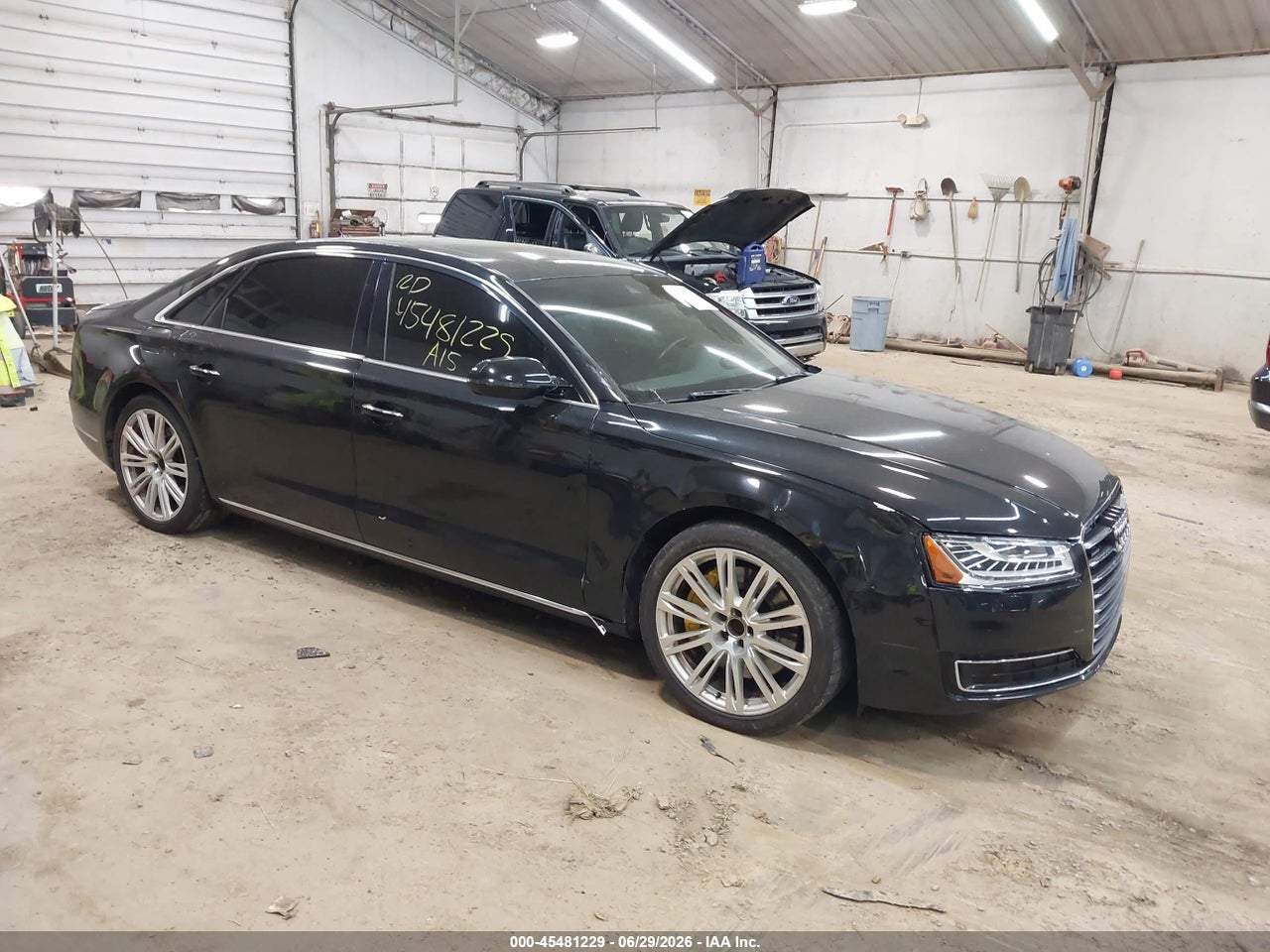 WAU3GAFD5FN****** · 2015 AUDI A8 L 3.0T
