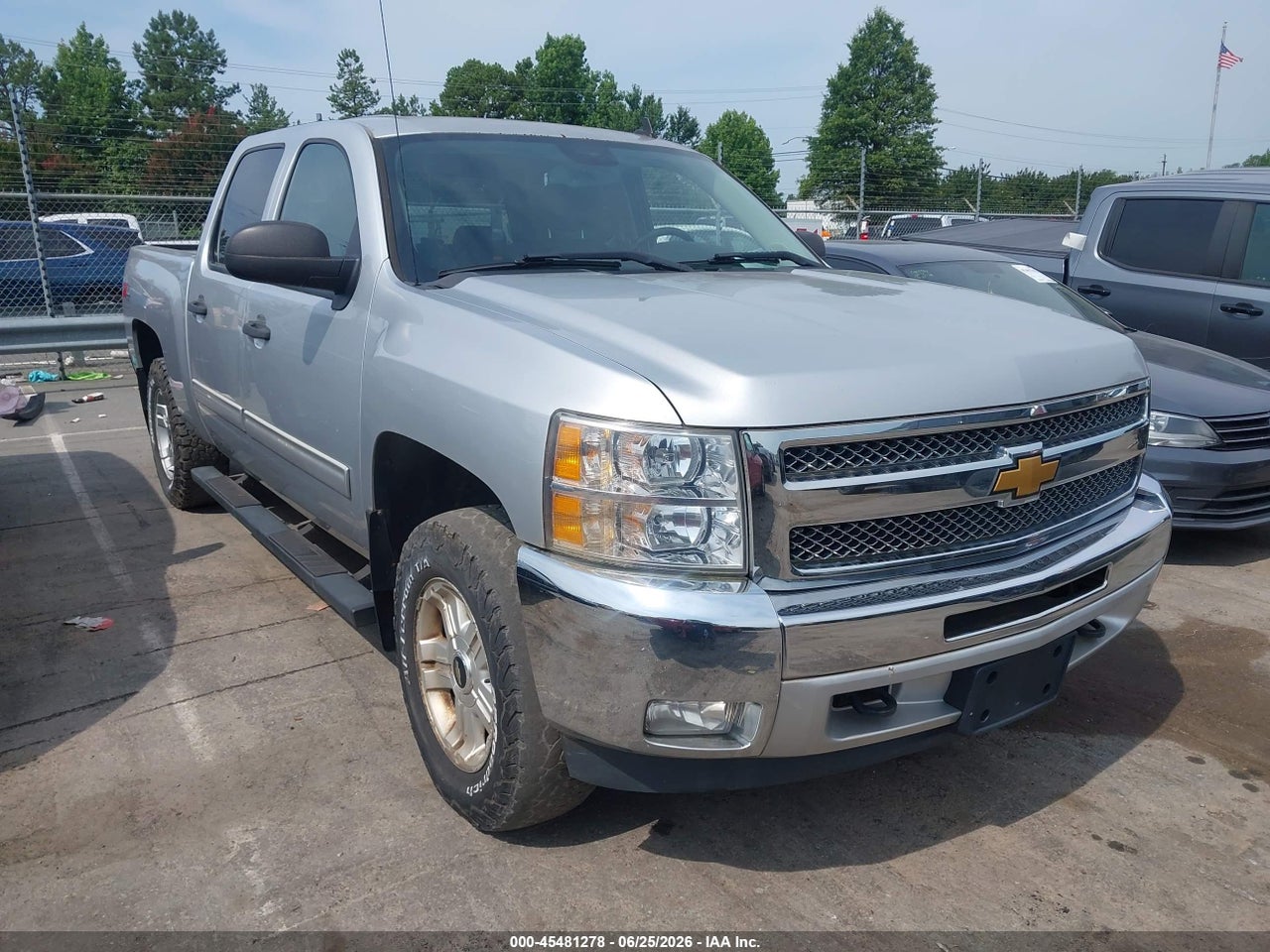 3GCPKSE75DG****** · 2013 CHEVROLET SILVERADO 1500 LT