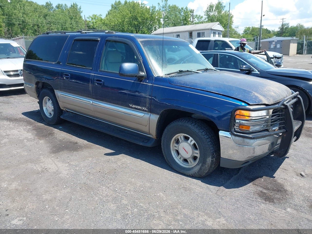 3GKFK16T8YG****** · 2000 GMC YUKON XL 1500 SLT
