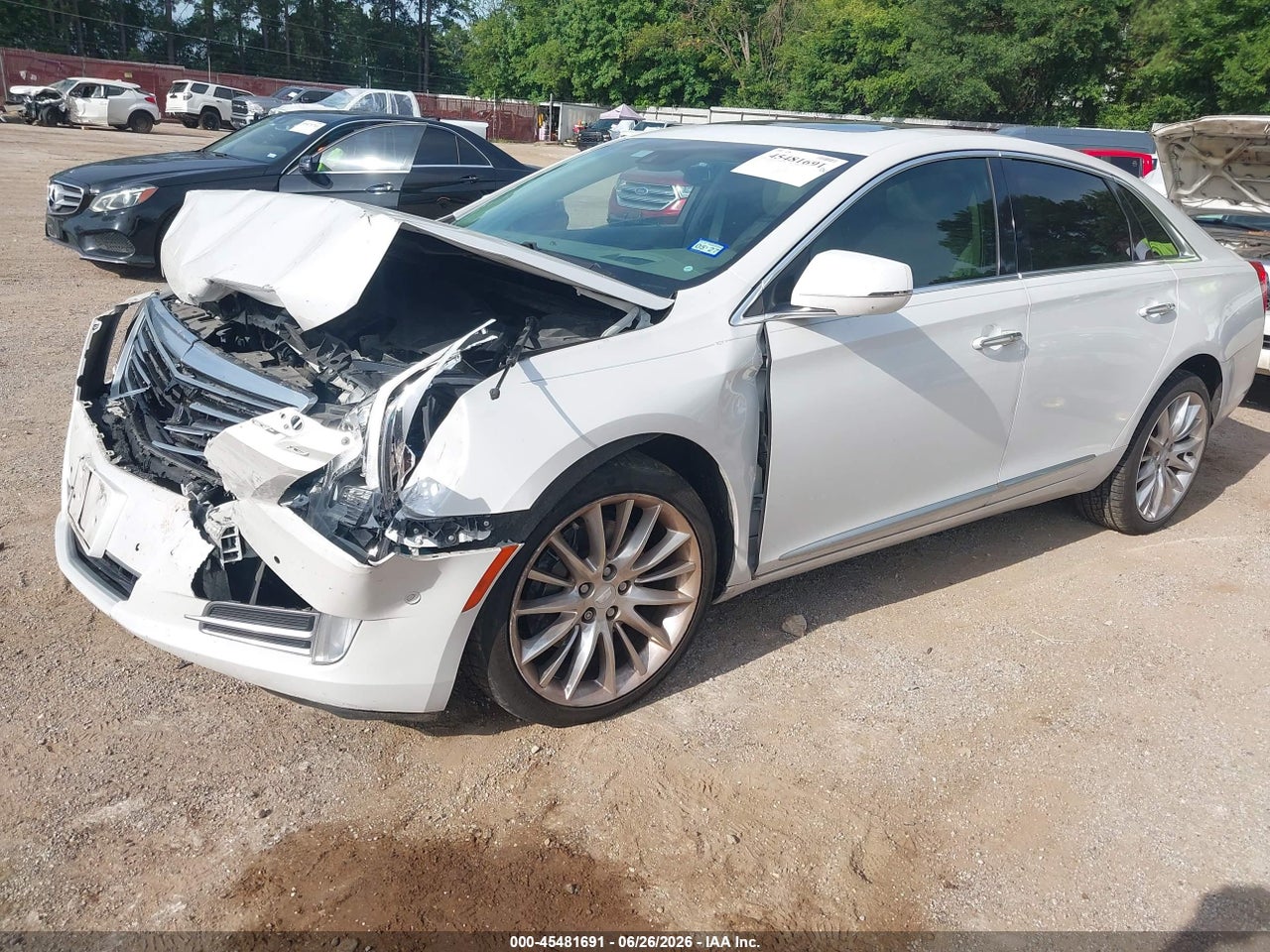 2016 CADILLAC XTS PLATINUM · 2/11