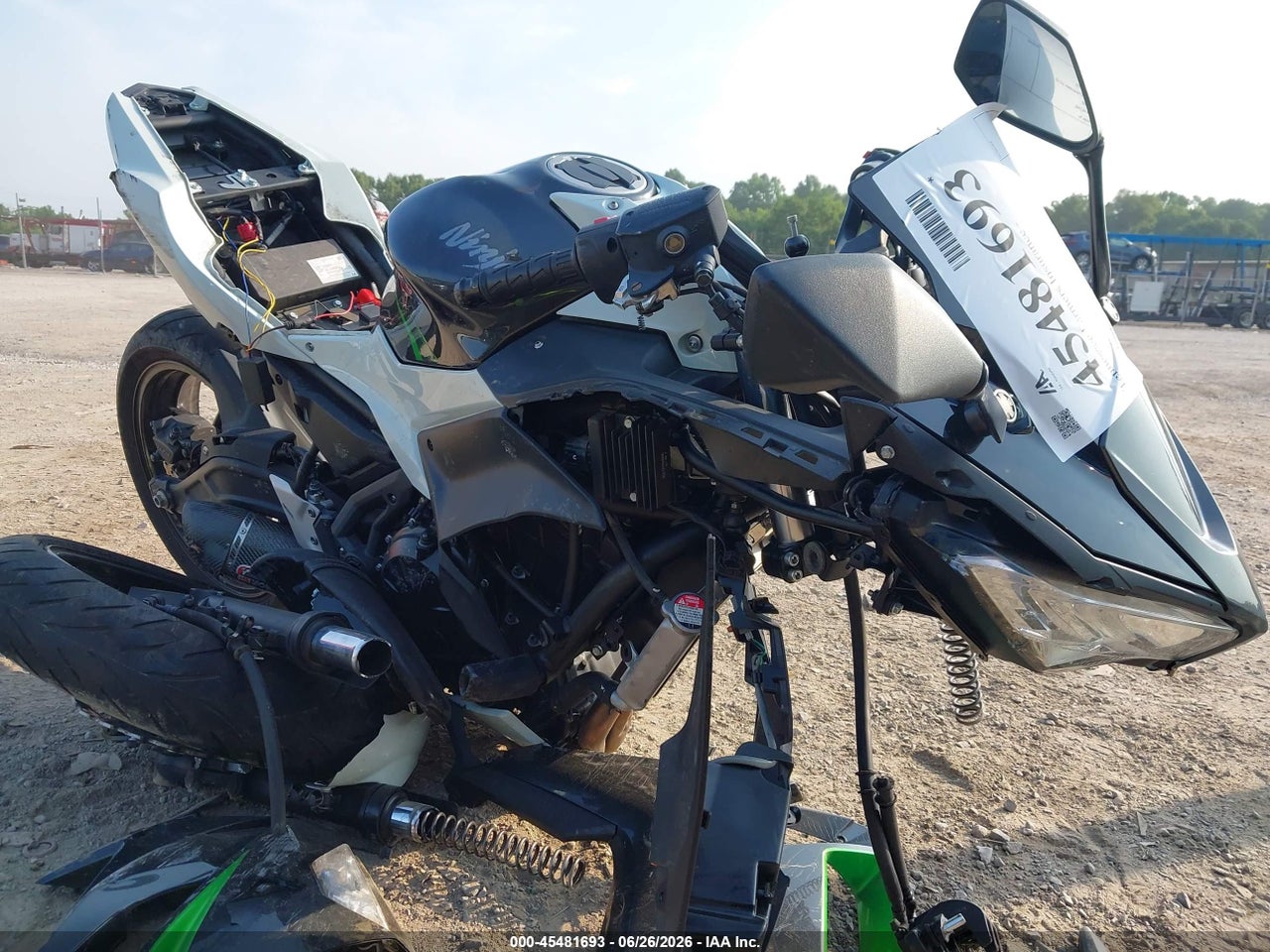 ML5EXEN1XND****** · 2022 KAWASAKI EX650 N