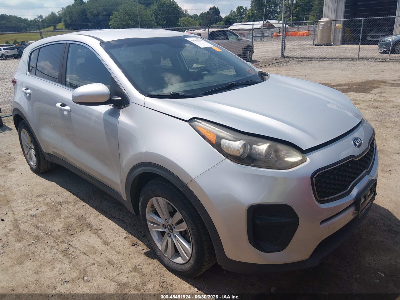 KNDPM3AC9J7****** · 2018 KIA SPORTAGE LX