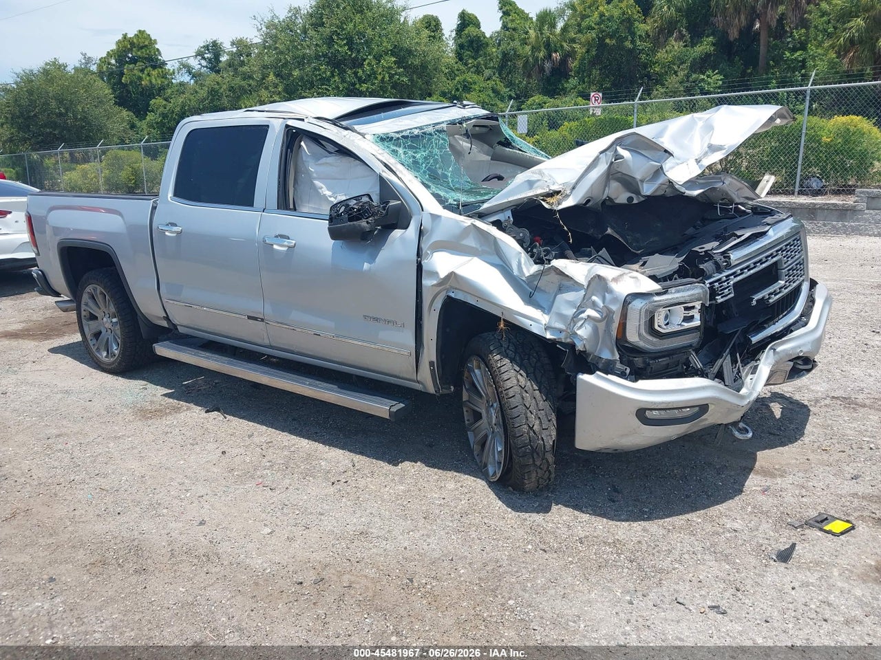 3GTU2PEJ7HG****** · 2017 GMC SIERRA 1500 DENALI
