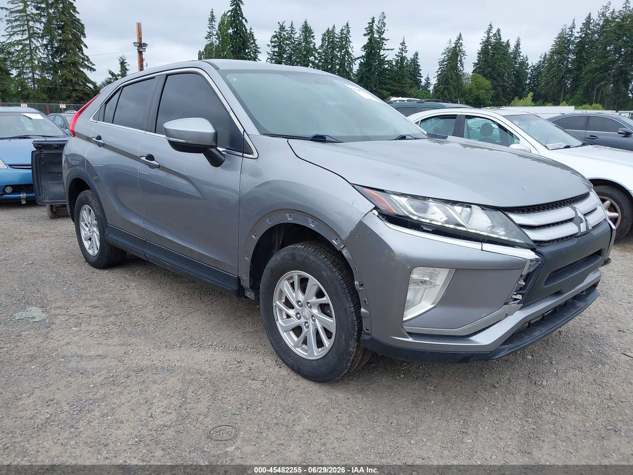 JA4AT3AA3KZ****** · 2019 MITSUBISHI ECLIPSE CROSS ES