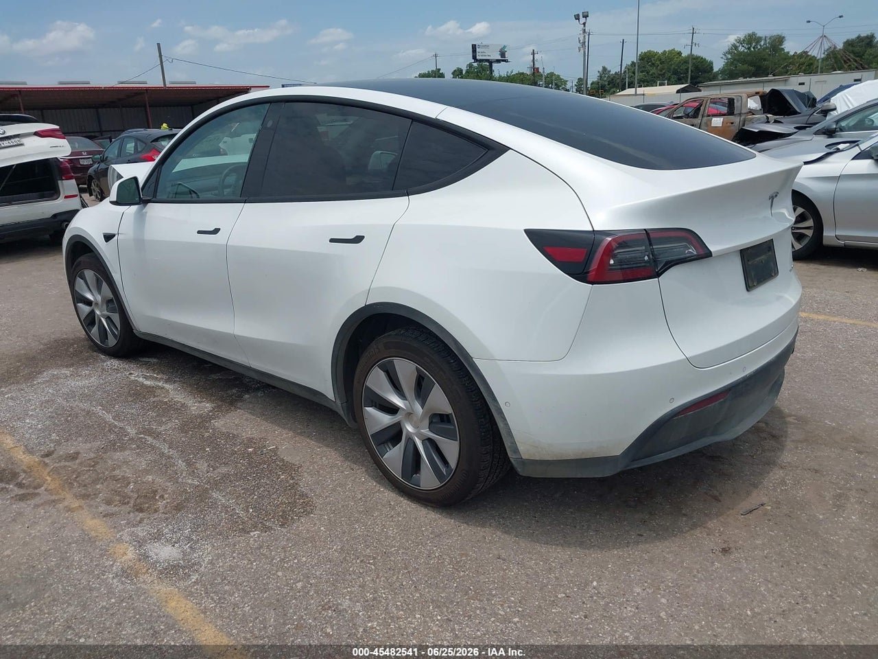 2022 TESLA MODEL Y LONG RANGE DUAL MOTOR ALL-WHEEL DRIVE · 3/9