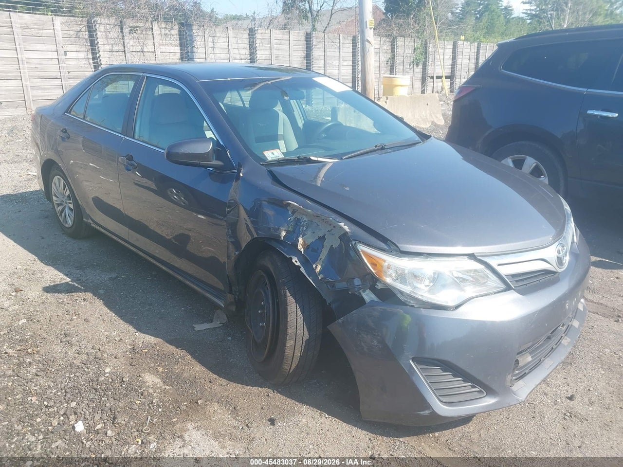 4T4BF1FK8CR****** · 2012 TOYOTA CAMRY LE