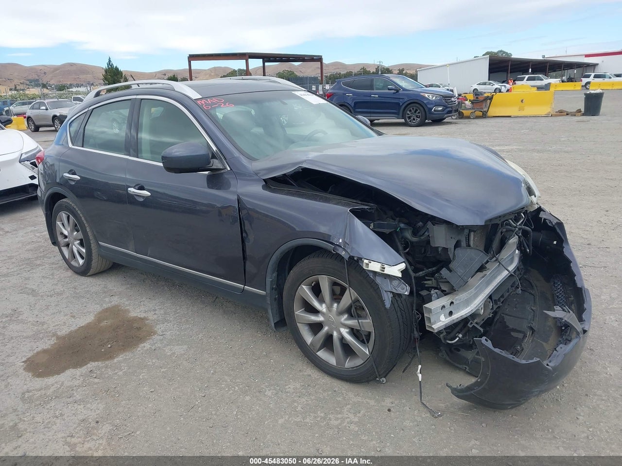 JN1AJ0HP9AM****** · 2010 INFINITI EX35 JOURNEY