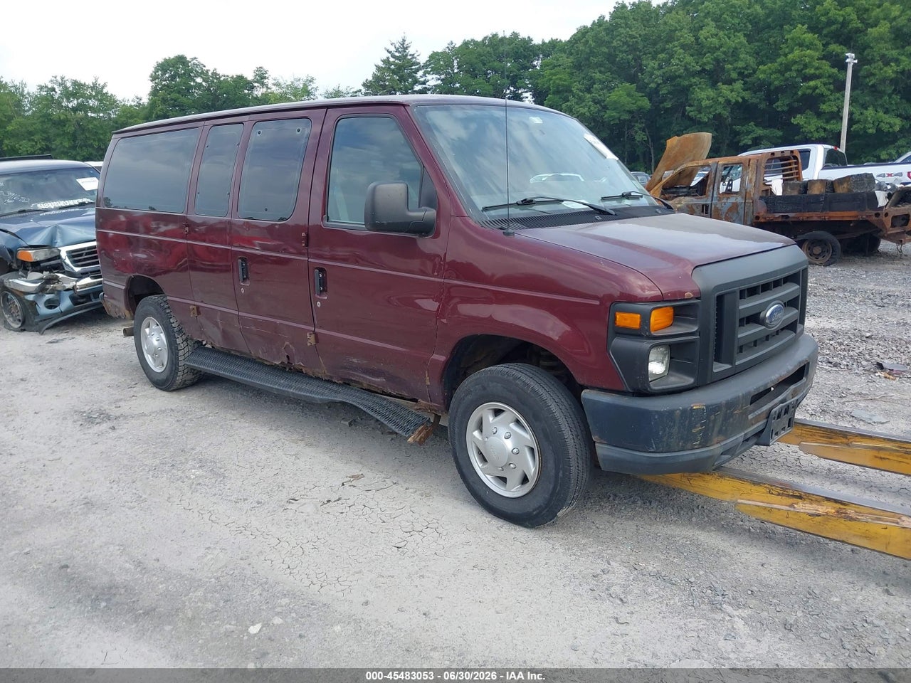 1FBNE3BL7BD****** · 2011 FORD E-350 SUPER DUTY XL