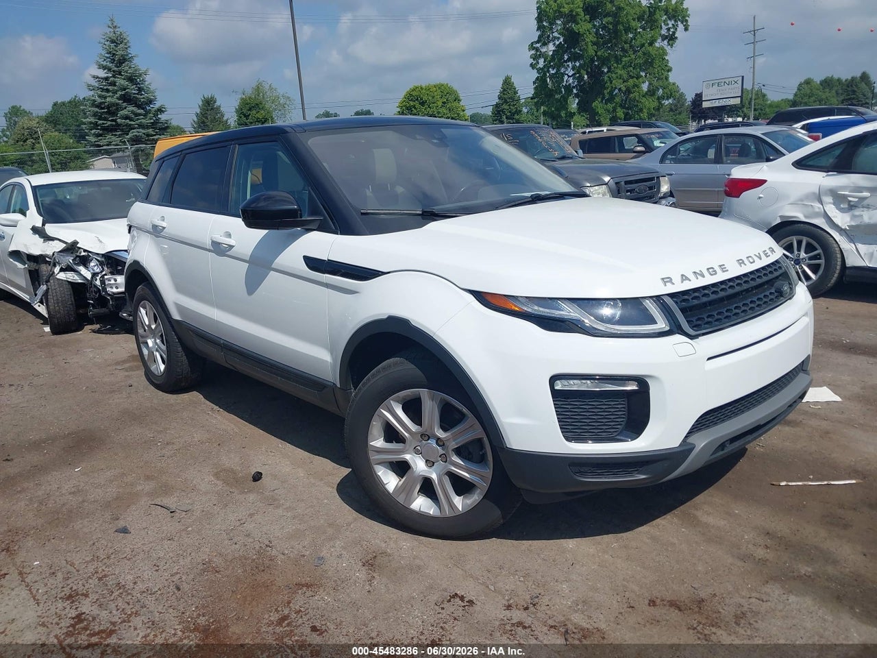 SALVP2RX2JH****** · 2018 LAND ROVER RANGE ROVER EVOQUE SE/SE PREMIUM