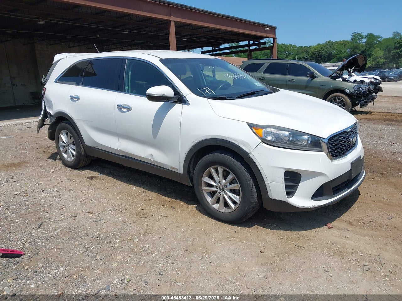 5XYPGDA55KG****** · 2019 KIA SORENTO 3.3L LX