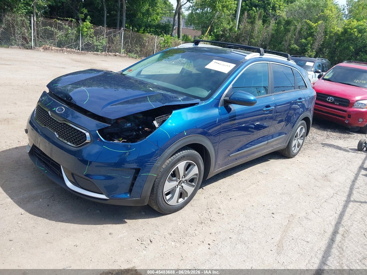 2019 KIA NIRO LX · 2/11