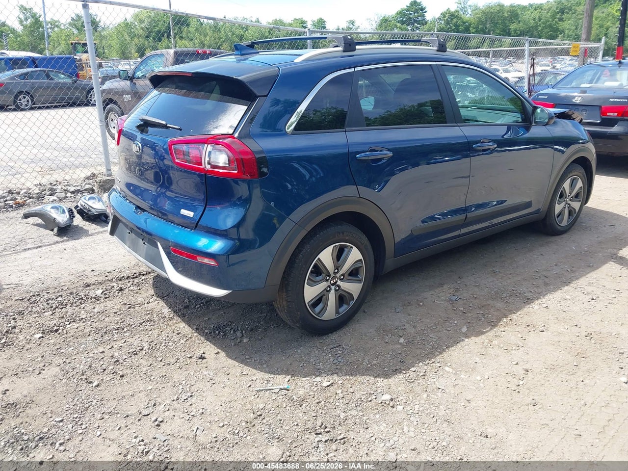 2019 KIA NIRO LX · 4/11