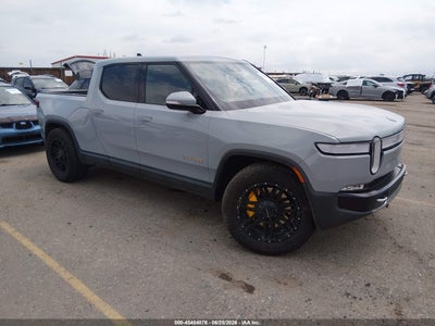 7FCTGAAA5NN****** · 2022 RIVIAN R1T ADVENTURE