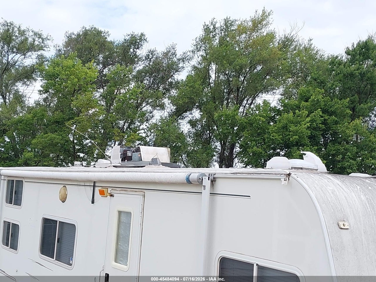 2002 KEYSTONE RV TRAVEL TRAILER · 6/11