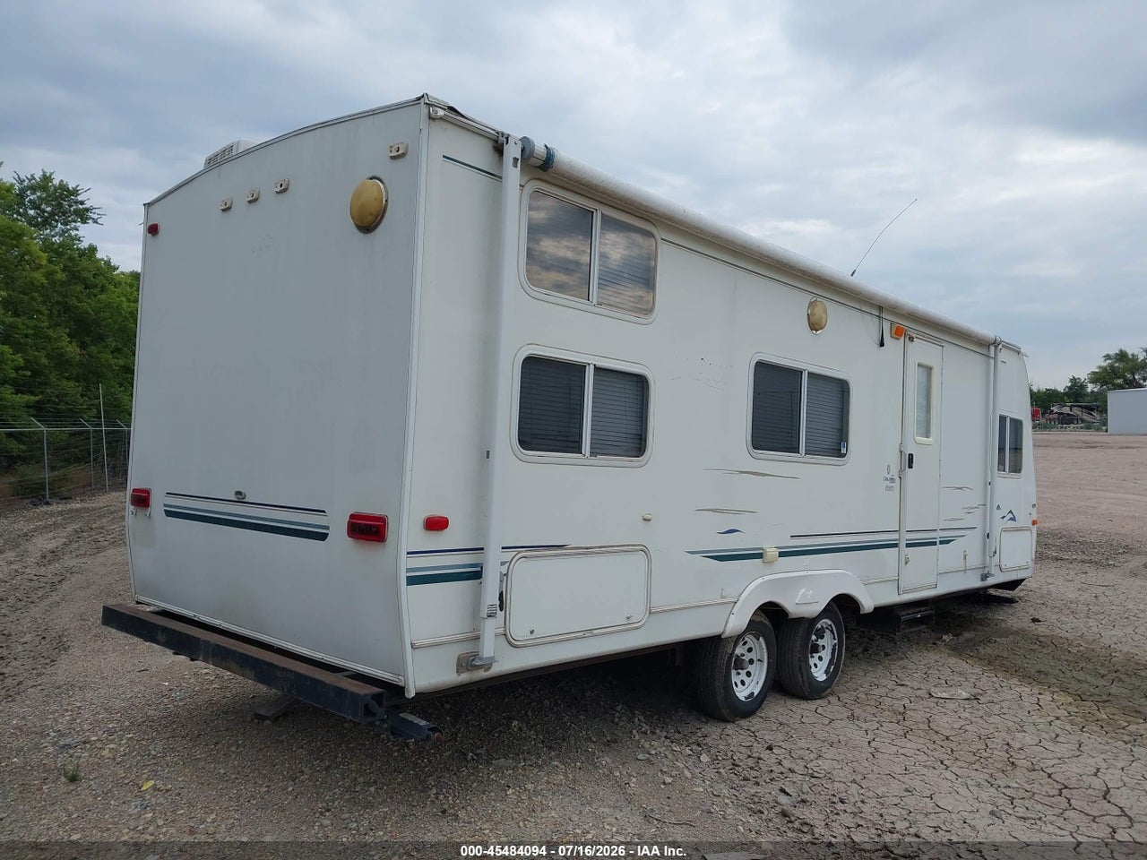 2002 KEYSTONE RV TRAVEL TRAILER · 4/11