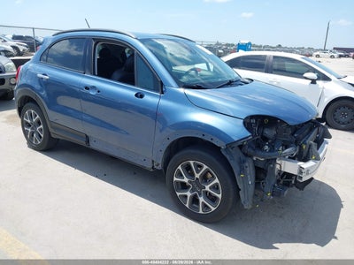 ZFBCFYCBXHP****** · 2017 FIAT 500X TREKKING AWD