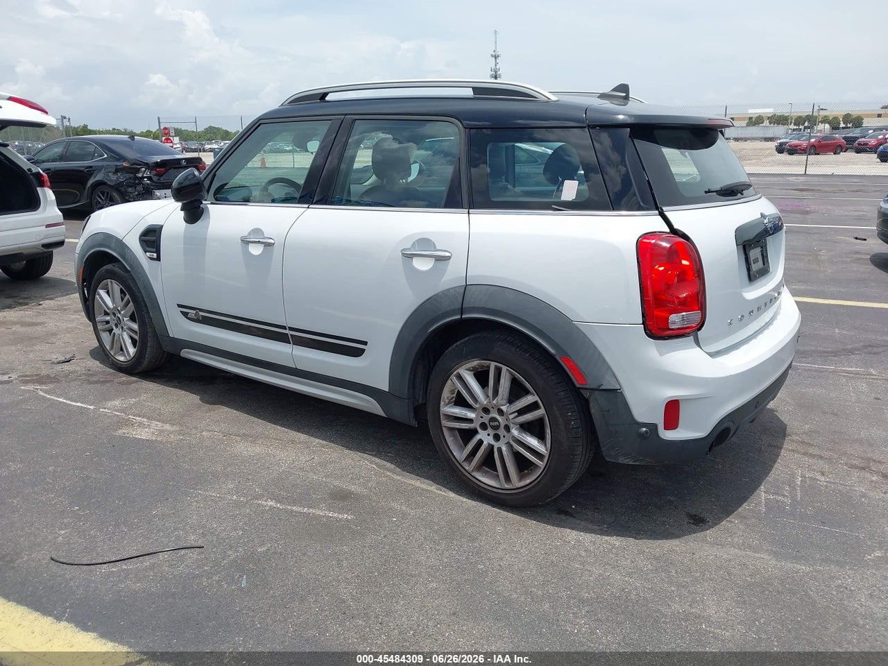 2019 MINI COUNTRYMAN COOPER · 3/11