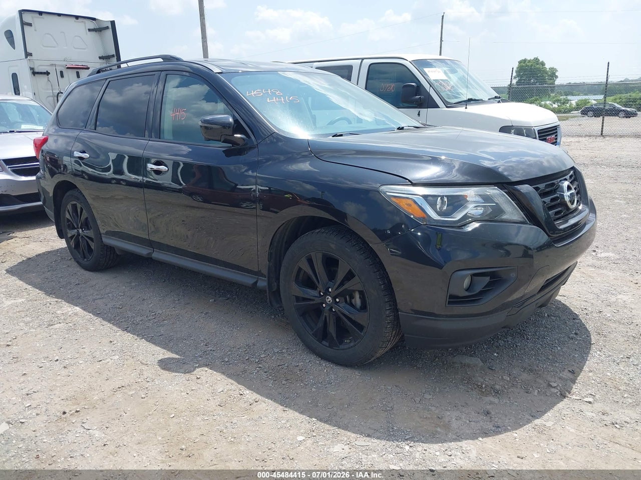 5N1DR2MM7JC****** · 2018 NISSAN PATHFINDER SL