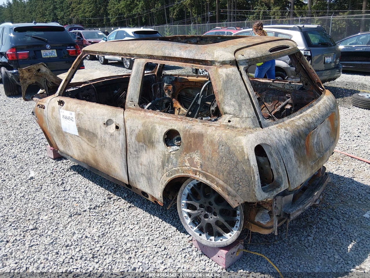 2005 MINI COOPER S   · 3/10