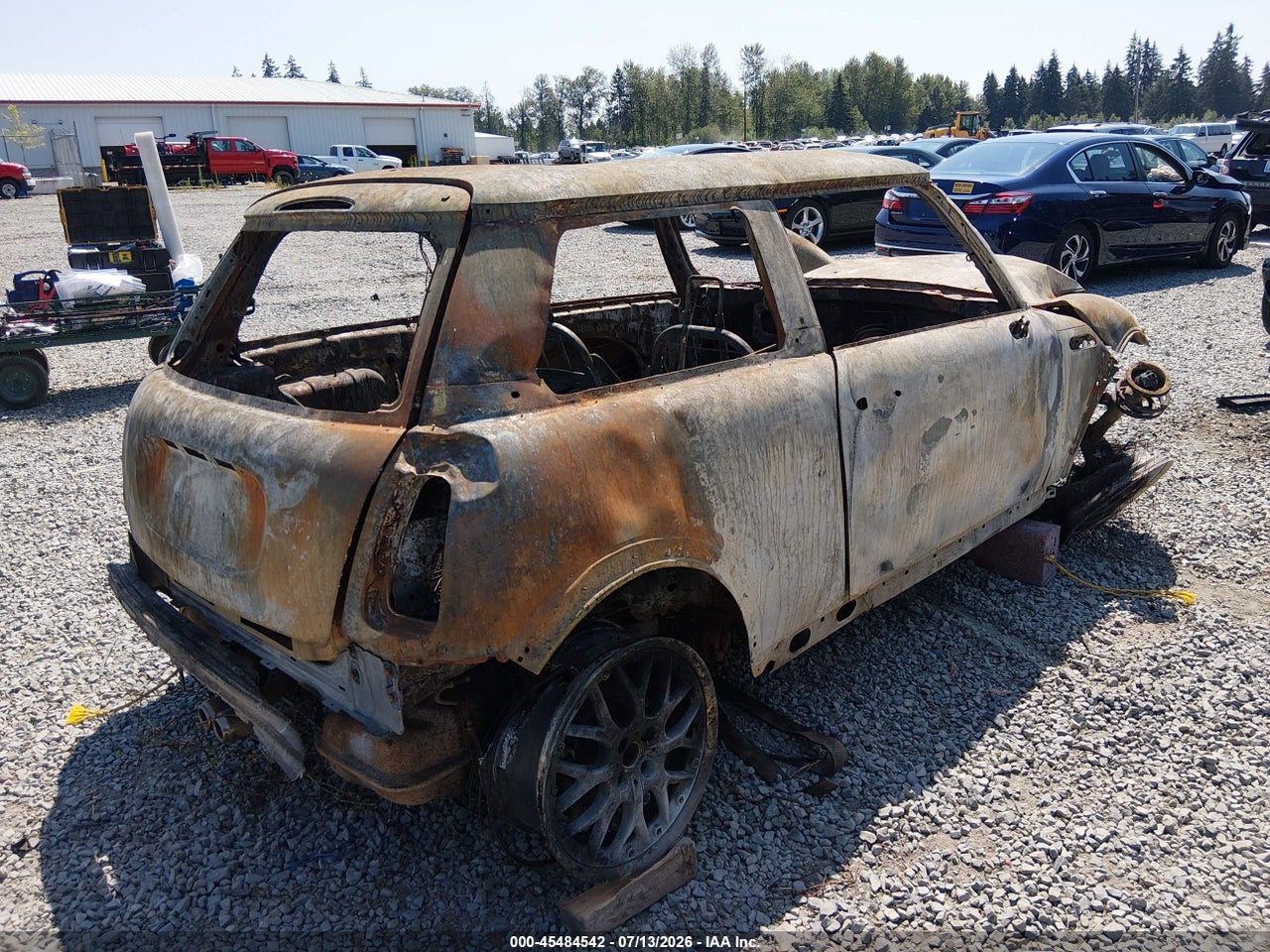 2005 MINI COOPER S   · 4/10