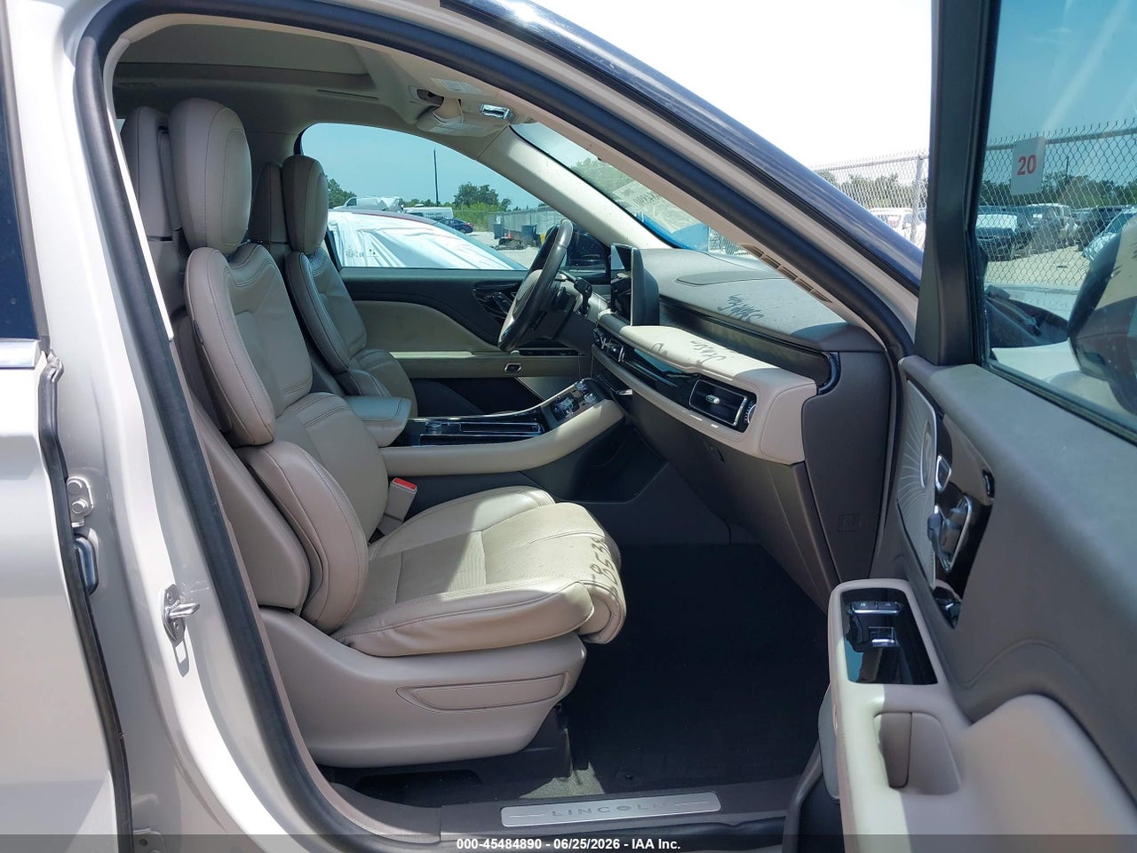 2020 LINCOLN AVIATOR RESERVE · 5/11