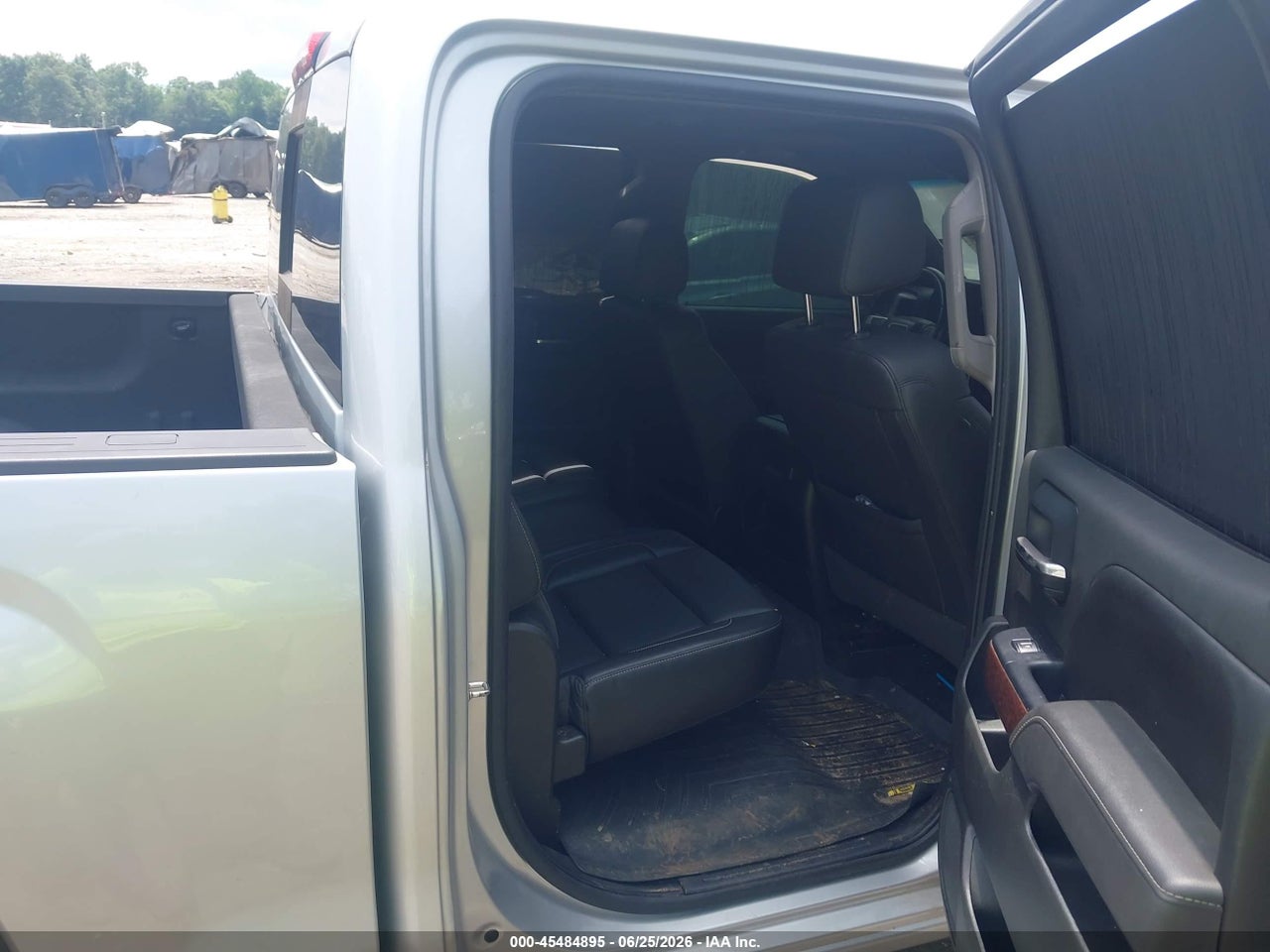 3GTU2NEC0HG****** · 2017 GMC SIERRA 1500 SLT · 8/11
