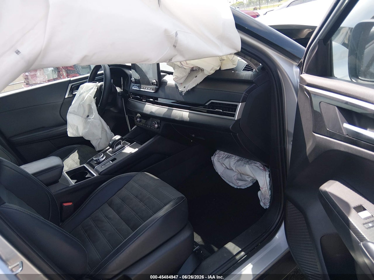 2024 MITSUBISHI OUTLANDER SE 2.5 2WD/SE BLACK EDITION S-AWC/SE BLACK EDITION W/PANO ROOF S-AWC · 5/8