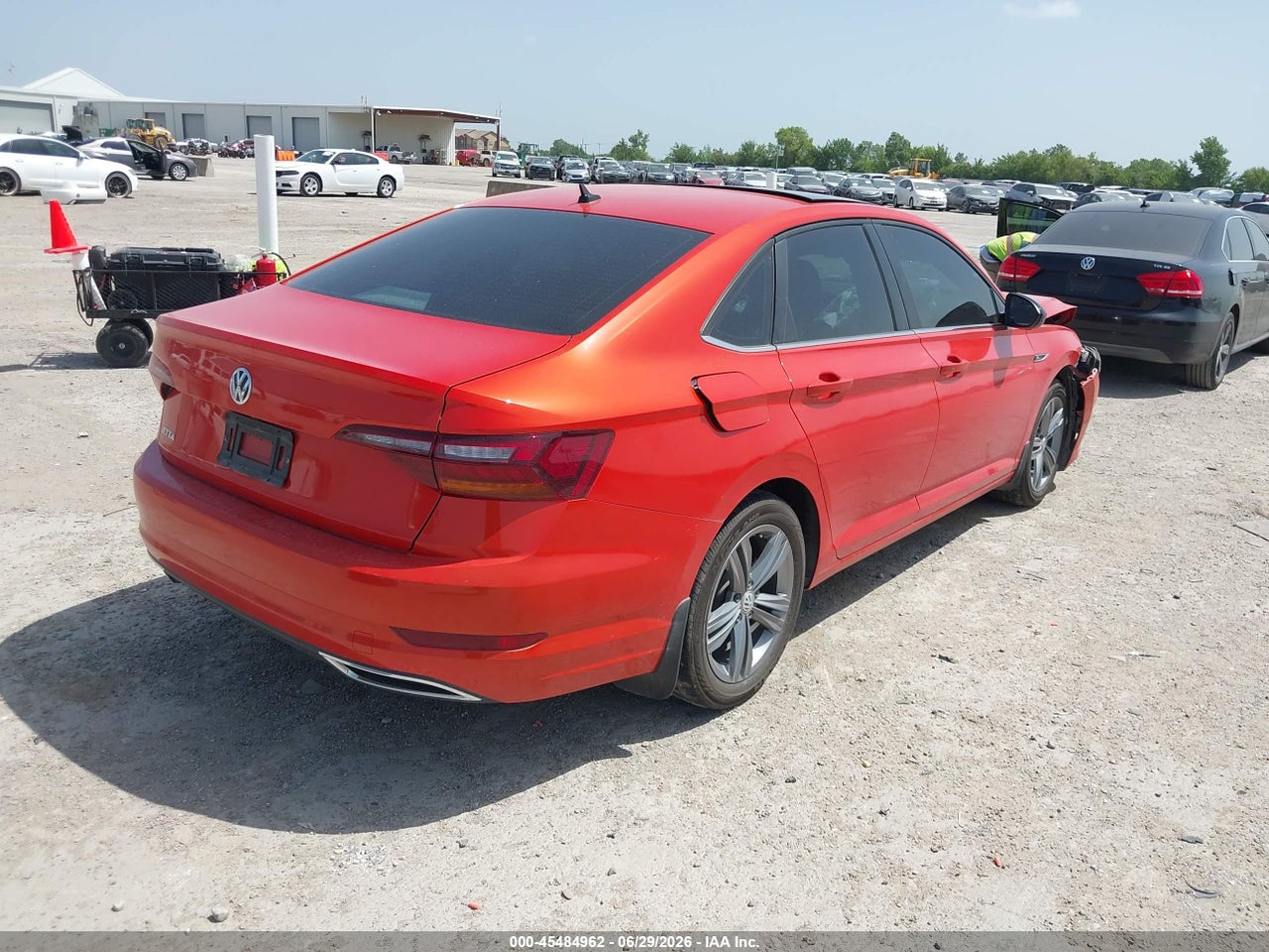 2019 VOLKSWAGEN JETTA 1.4T R-LINE/1.4T S/1.4T SE · 4/11