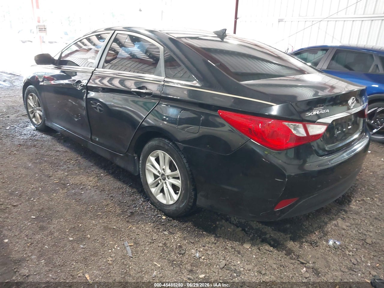2014 HYUNDAI SONATA GLS · 3/10