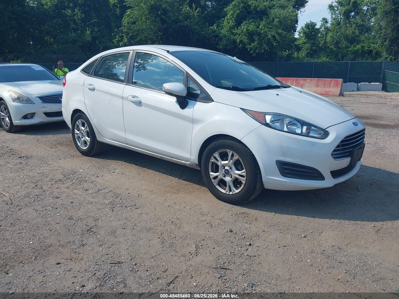 3FADP4BJ3EM****** · 2014 FORD FIESTA SE